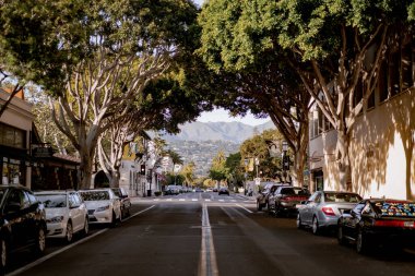 Amerika Birleşik Devletleri Santa Barbara. Santa Barbara sokakları.