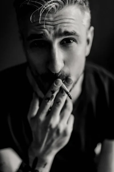 Middle Aged Man Portrait Young Attractive Man Close Man Smokes — Stock Photo, Image