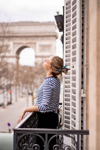 Attractive Young Woman Balcony Morning City Paris — Stock Photo, Image