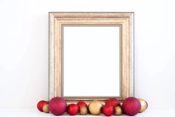 Kerst mockup gestyled stockfotografie met gouden frame — Stockfoto