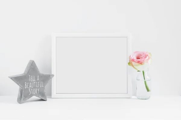 กรอบ Mockup รูปภาพสต็อกสไตล์ดอกไม้ — ภาพถ่ายสต็อก
