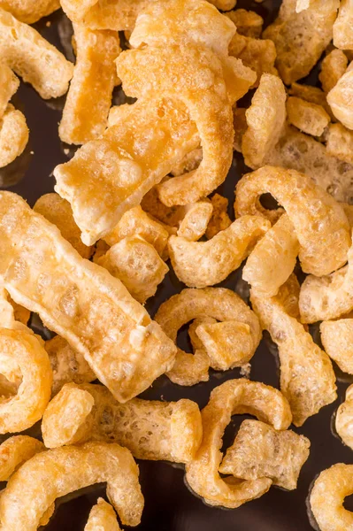 Läckra krispiga fläsk rinds — Stockfoto