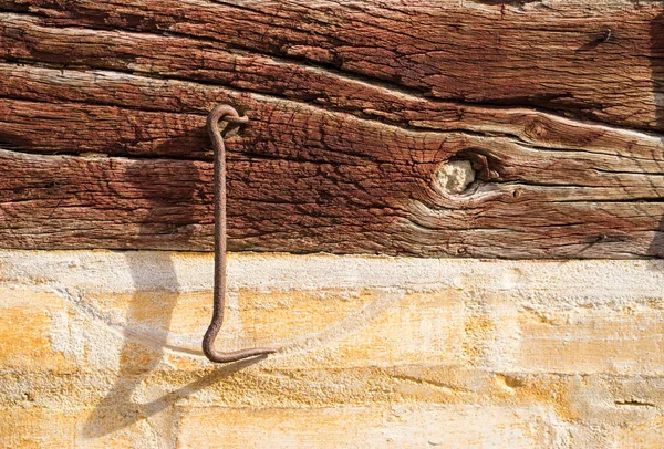 Dettaglio di legno di quercia verniciata incrinata Foto Stock Royalty Free