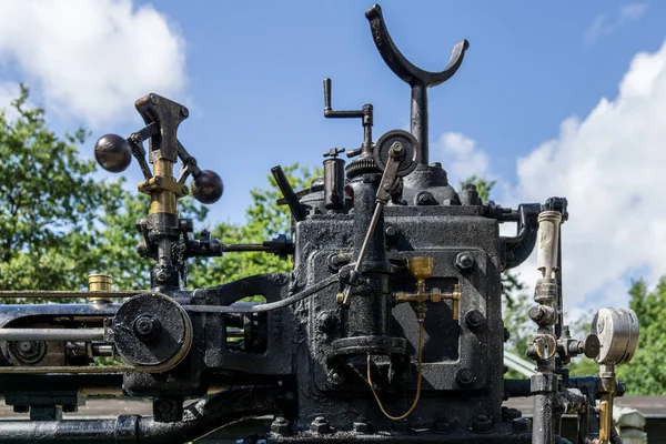 旧的老式蒸汽机器的细节 — 图库照片