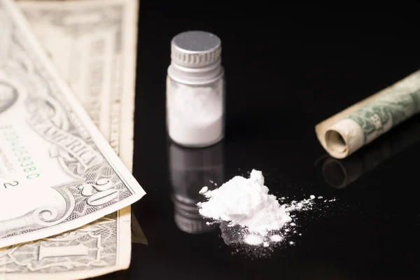 Cocaína ou outras drogas ilegais — Fotografia de Stock