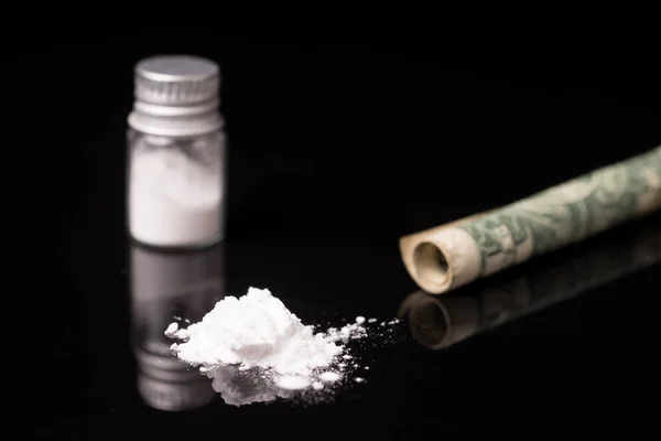 Kokain oder andere illegale Drogen — Stockfoto
