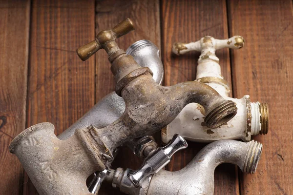 Loodgieter gereedschap kraan — Stockfoto