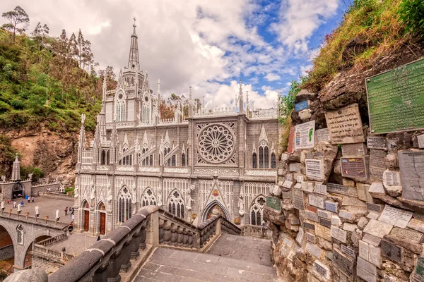 Las Lajas Iglesia Católica Colombiana, América Latina — Foto de Stock