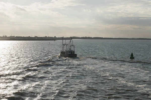 Fishing boat on Wadden Sea — Stock Photo, Image