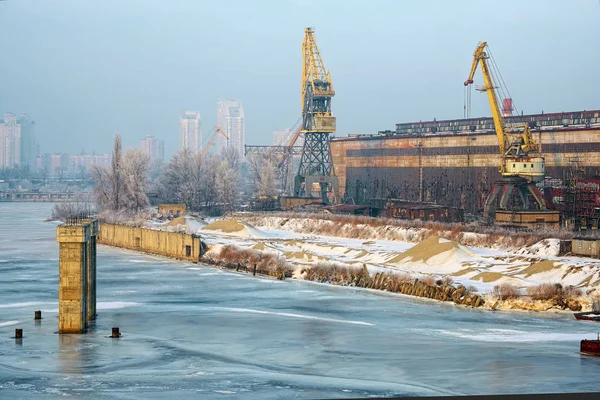 Old Docks and cranes — Stock Photo, Image