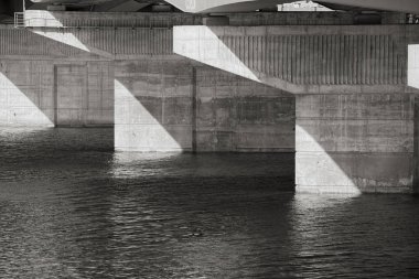 Köprü desteği yakın çekim