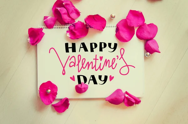 St Valentine's Day vintage composition of greeting note with lettering — Stock Photo, Image