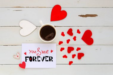 Sevgililer günü aşk itirafı notla vintage genel gider kompozisyonu