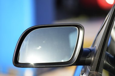 bir araba, konsept ile kopya alanı boş yan dikiz aynası