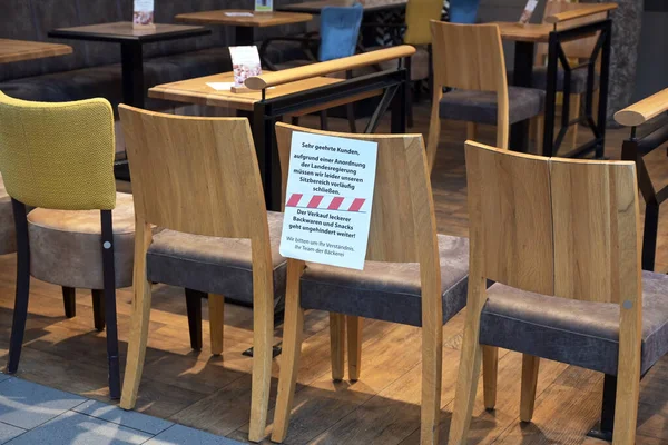 Ratzeburg Germany March 2020 Chairs Stand Barrier Front Cafe German — Stock Photo, Image