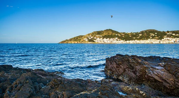 Panorama Wybrzeża Nad Typową Śródziemnomorską Wioską Port Selva Costa Brava — Zdjęcie stockowe