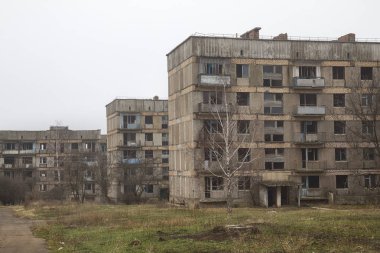 Terk edilmiş daire ev