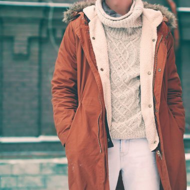 Moda erkek bak, ceket ve kazak tatlı, yumuşak vintage colo