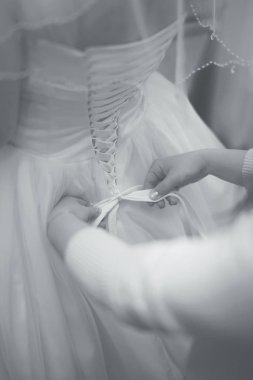 Gelinlik geri, hazırlık gelin, korse ve yay