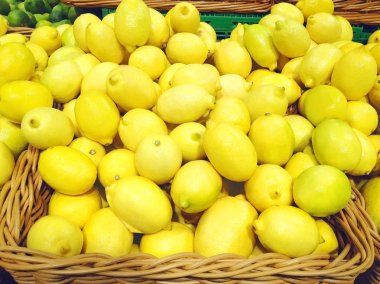 sepet yakın çekim birçok sarı limon lyes