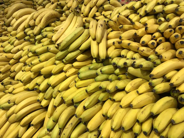 Plátanos Amarillos Concepto Supermercado Alimentación Venta Por Menor —  Fotos de Stock
