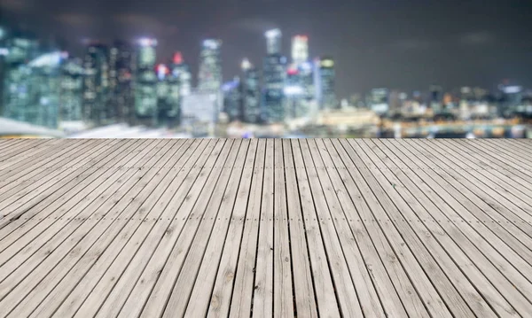 Plancher vide et bâtiment moderne avec rayon de soleil — Photo