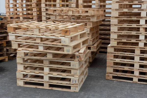 Many Pallets Stacked Stock Warehouse Pallets — Stok fotoğraf