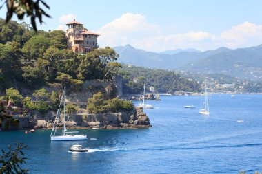 Portofino, İtalya Liguria sahil ve Akdeniz deniz araçları ile yakın