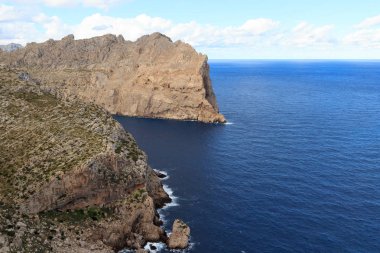 Cap de Formentor Uçurumun kıyısında ve Akdeniz, Majorca, İspanya