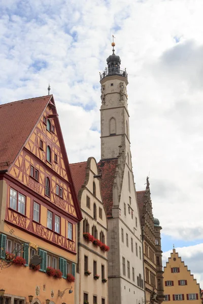 Ayuntamiento torre de la ciudad medieval Rothenburg ob der Tauber, Alemania — Foto de Stock