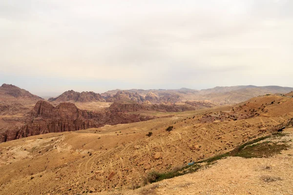 Arabah valley desert panorama with mountains in Jordan — стокове фото