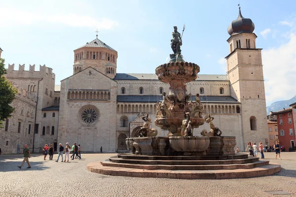 Templom Trento Cathedral Fountain Neptune Olaszország — Stock Fotó