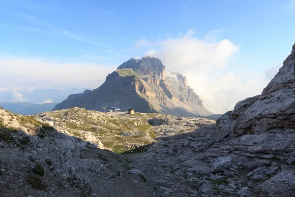 Montaña Pietra Grande Brenta Dolomitas Con Nubes Italia — Foto de Stock