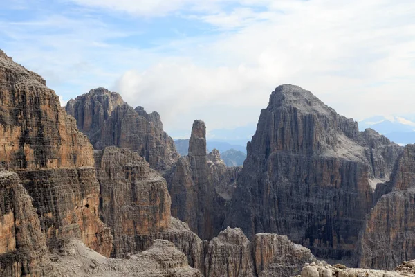 Montañas Campanile Basso Cima Brenta Alta Brenta Dolomitas Italia — Foto de Stock