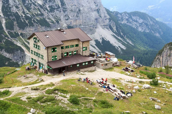 Alpine Hut Rifugio Brentei Mountain Alps Panorama Brenta Dolomites Italy — Stock Photo, Image