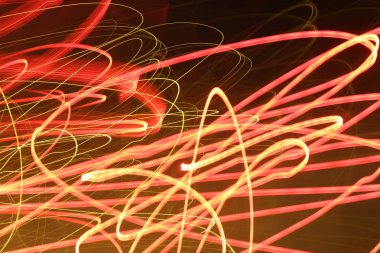 Çizgili etkisi, çok renkli aydınlatma satırlarında hareket - soyut kavram, etkisi - uzun pozlama fotoğraf