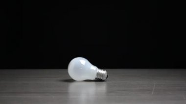 Yeni Ekonomi Cfl lamba eski lamba değiştirme