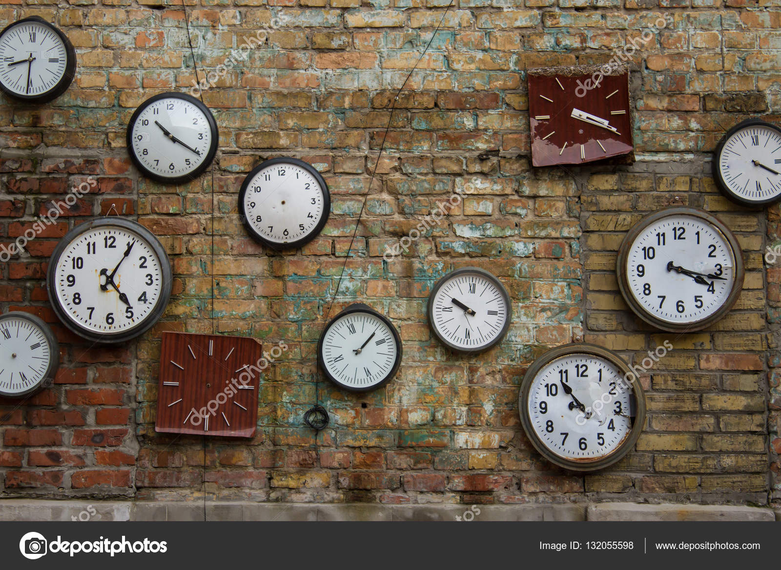 Календарь кофе. Часы-календарь. Часы и календарь фото. Часы-календарь. Why we need clocks and calendars.