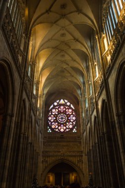 Prag, Çek Cumhuriyeti - 01.01.2017: Hradcany, St. Vitus Katedrali Prag Kalesi en ünlü kilisede olduğunu