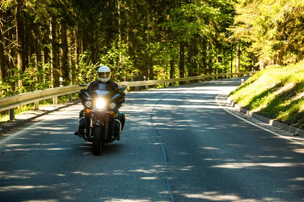 Kırsal yolda motosiklet — Stok fotoğraf