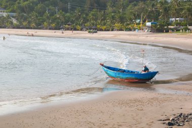 MUI Ne, Vietnam - 02.11.2017: Balıkçı teknede beach adlı balıkçı köyü MUI Ne, Vietnam