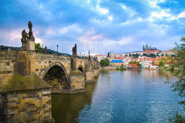 Карлового мосту в Празі, Чеська Республіка — стокове фото