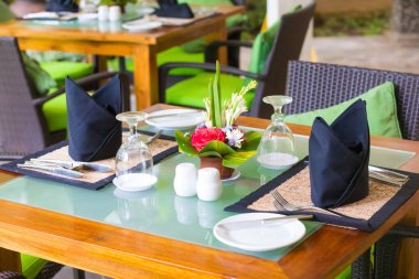 Masada servis yapmak.