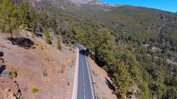 Vista aérea na estrada com carros em East End de Tenerife, Espanha — Fotografia de Stock