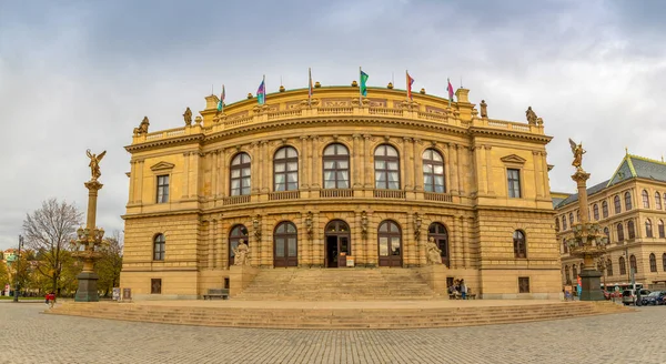 Prague, Czech Republic - 6.11.2019: Rudolfinum building of the Czech Philharmonic and opera in Prague, Czech Republic — Stock Photo, Image