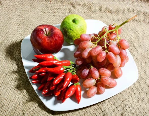 Kış İtalyan meyveler