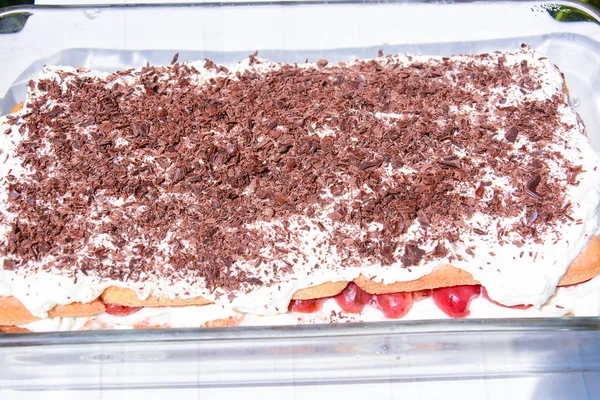 İtalyan pastası. Orijinal oburluk.