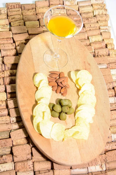 İtalyan aperatifi, alkolsüz ve hafif.