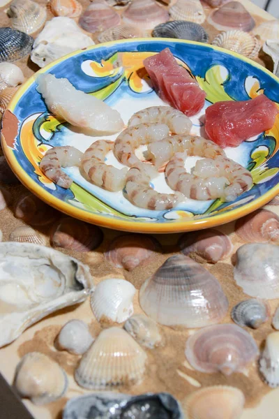 Ιταλικό Πιάτο Ψαριών Σικελικός Τόνος Τυρρηνικές Σουπιές Και Μεσογειακός Γάδος — Φωτογραφία Αρχείου