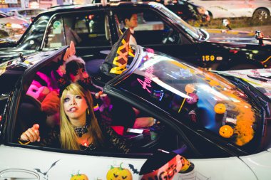 Osaka, Japonya - 31 Ekim 2015: Osa'Dotonbori alışveriş caddesi